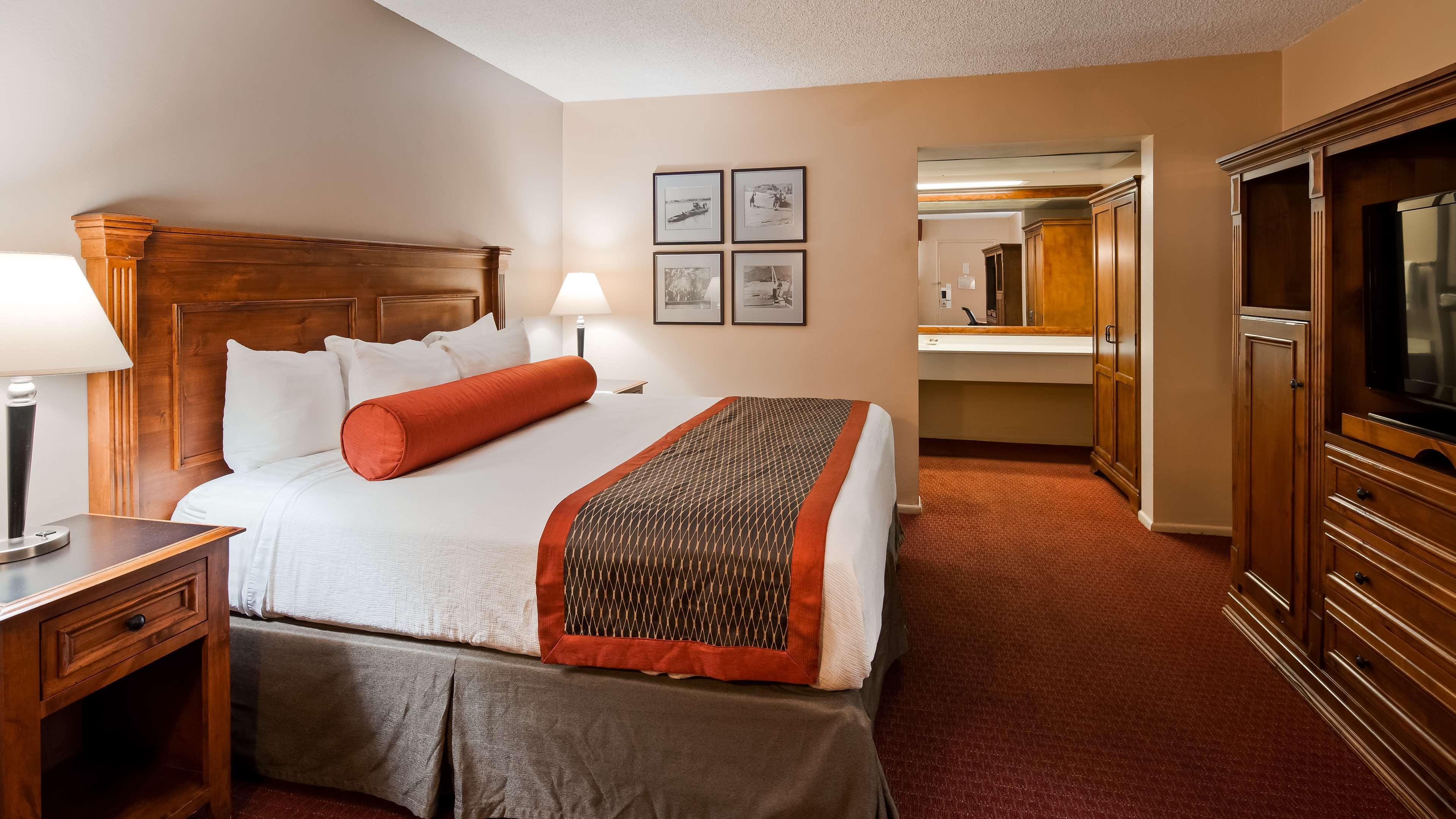 Best Western Plus King'S Inn And Suites Кингман Екстериор снимка