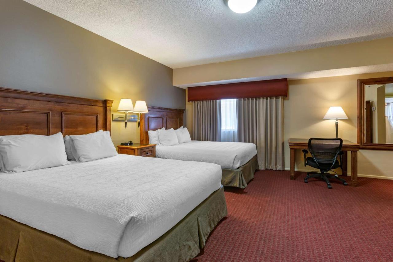 Best Western Plus King'S Inn And Suites Кингман Екстериор снимка