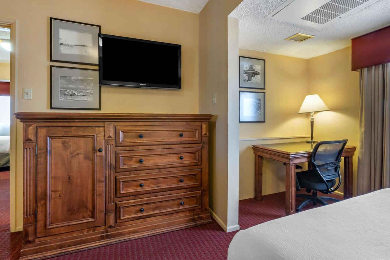 Best Western Plus King'S Inn And Suites Кингман Екстериор снимка