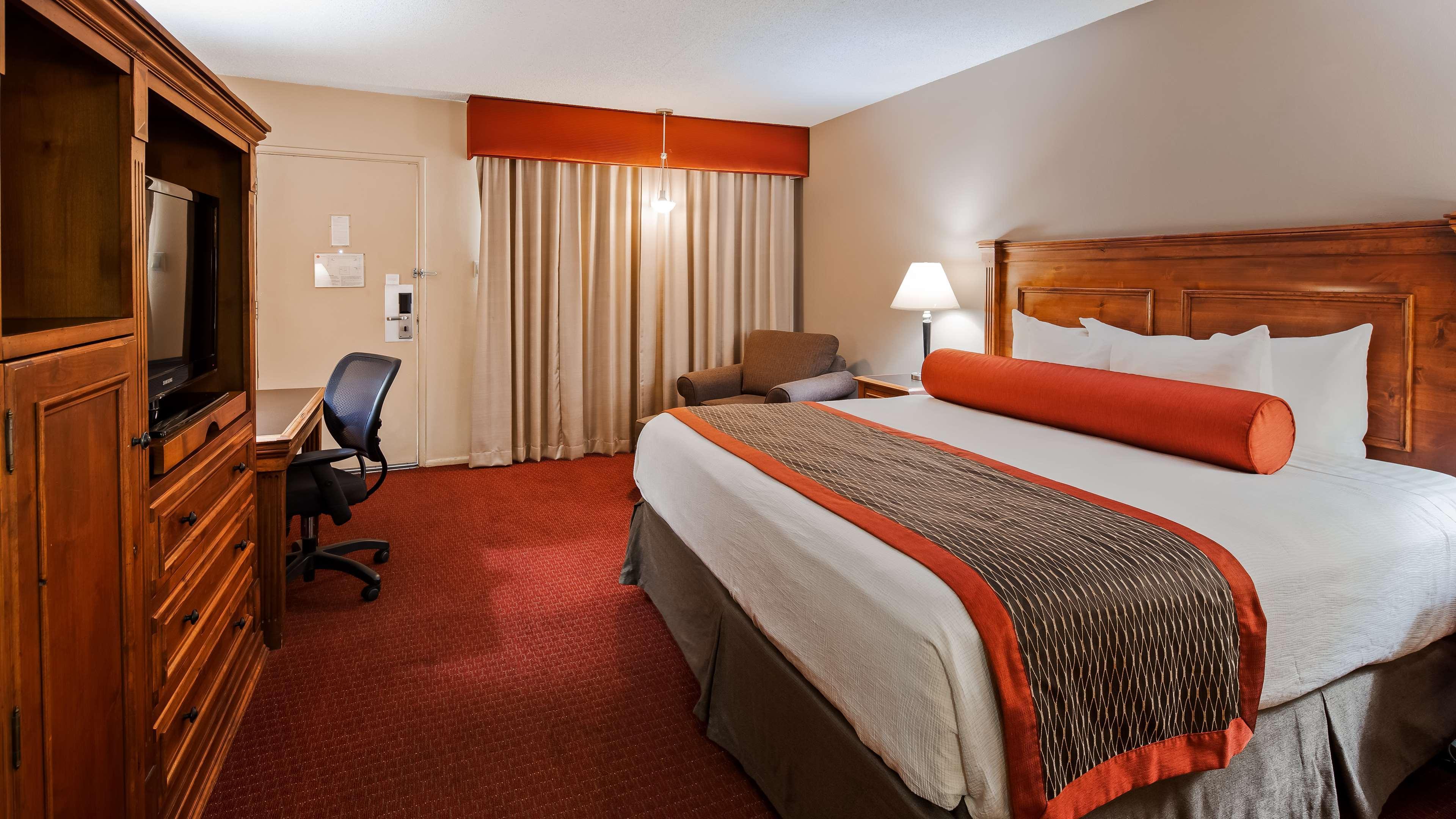 Best Western Plus King'S Inn And Suites Кингман Екстериор снимка