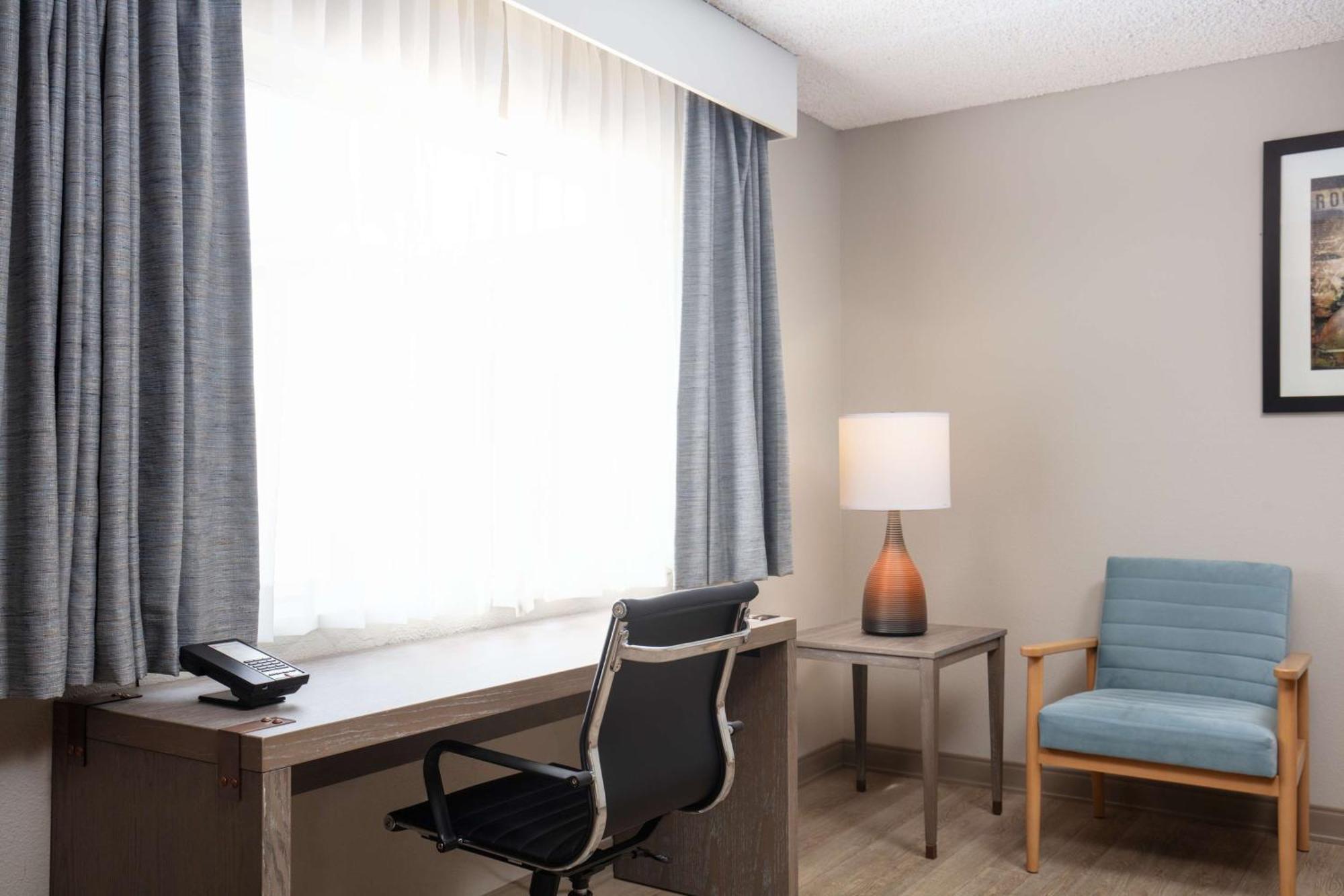 Best Western Plus King'S Inn And Suites Кингман Екстериор снимка